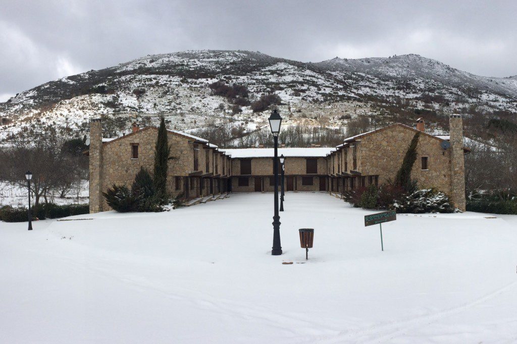Hotel Rural Ribera del Corneja nevado