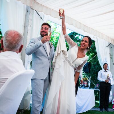 Novios en boda en Hotel de bodas Ribera del Corneja